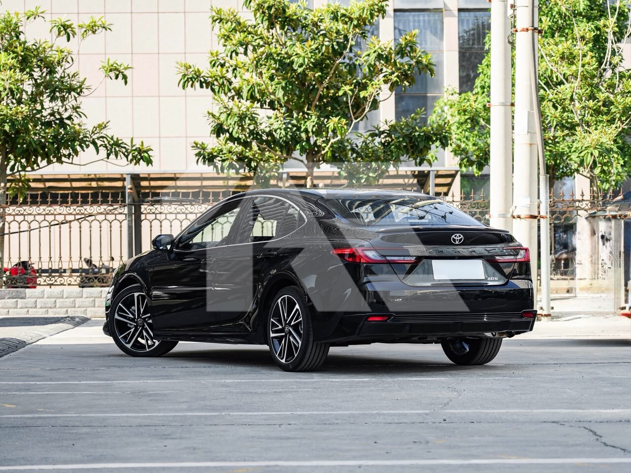 Toyota Camry photo 6