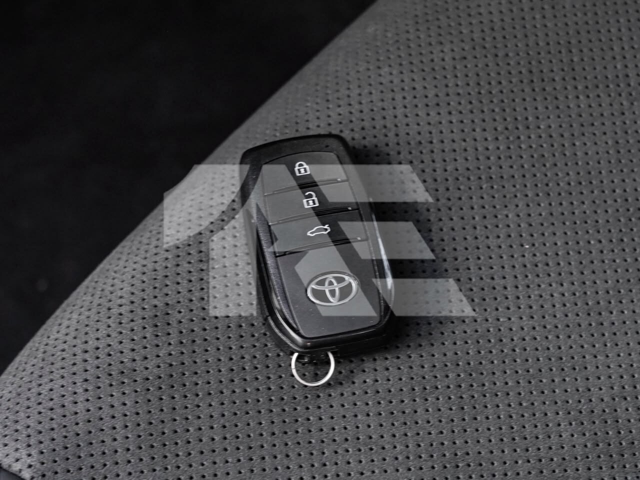 Toyota Camry photo 17