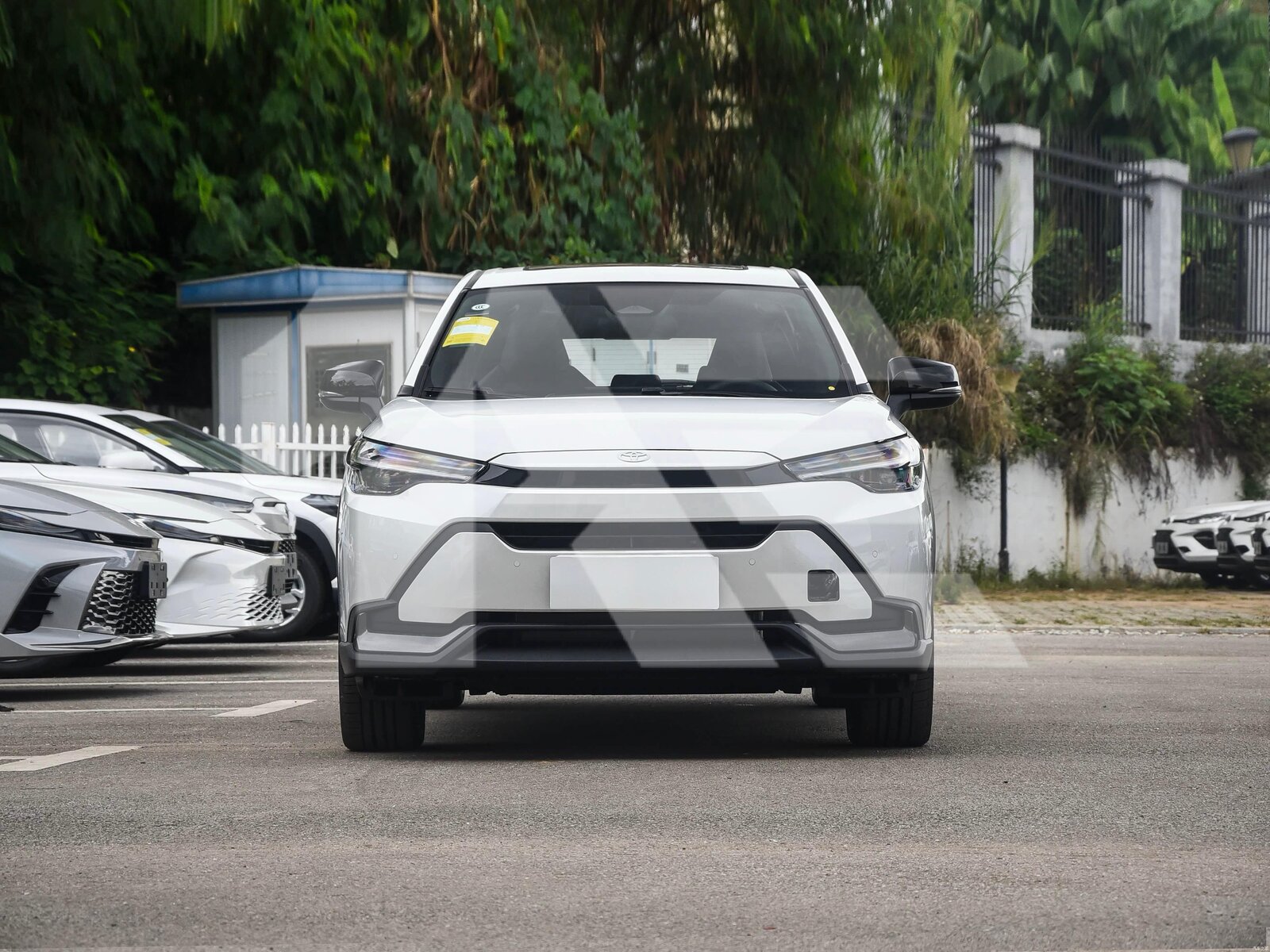 Toyota Frontlander photo 2