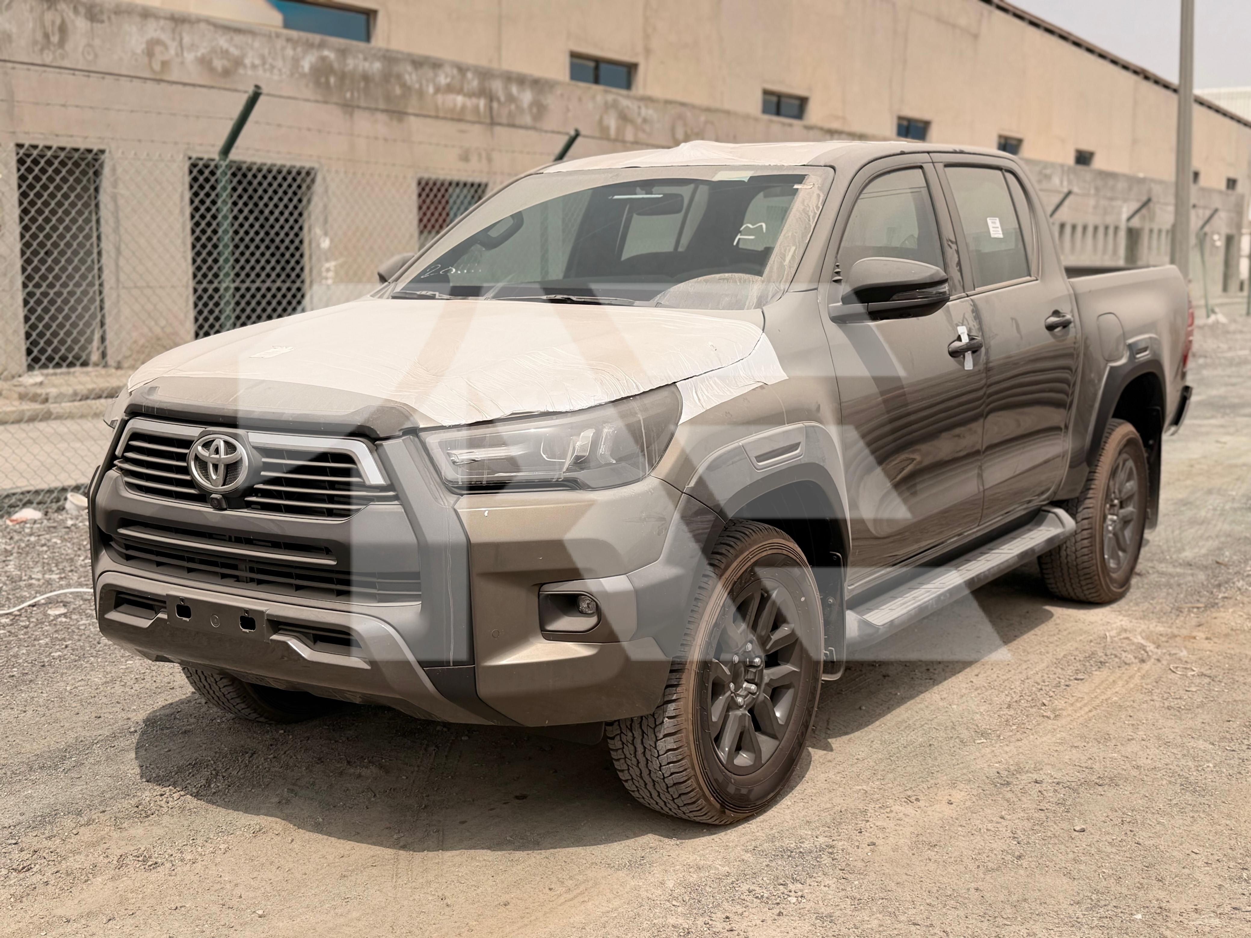 Toyota Hilux Adventure (Diesel) photo 1