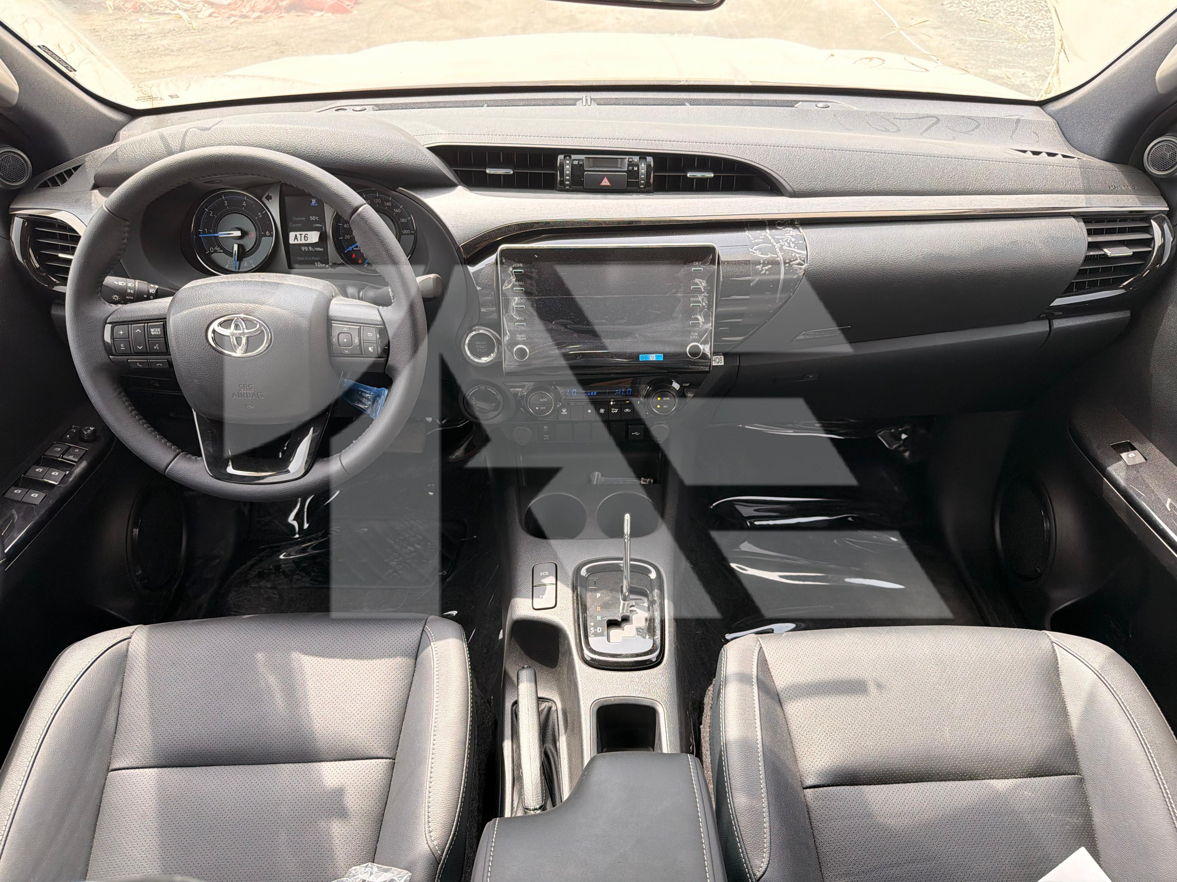 Toyota Hilux Adventure (Diesel) photo 20