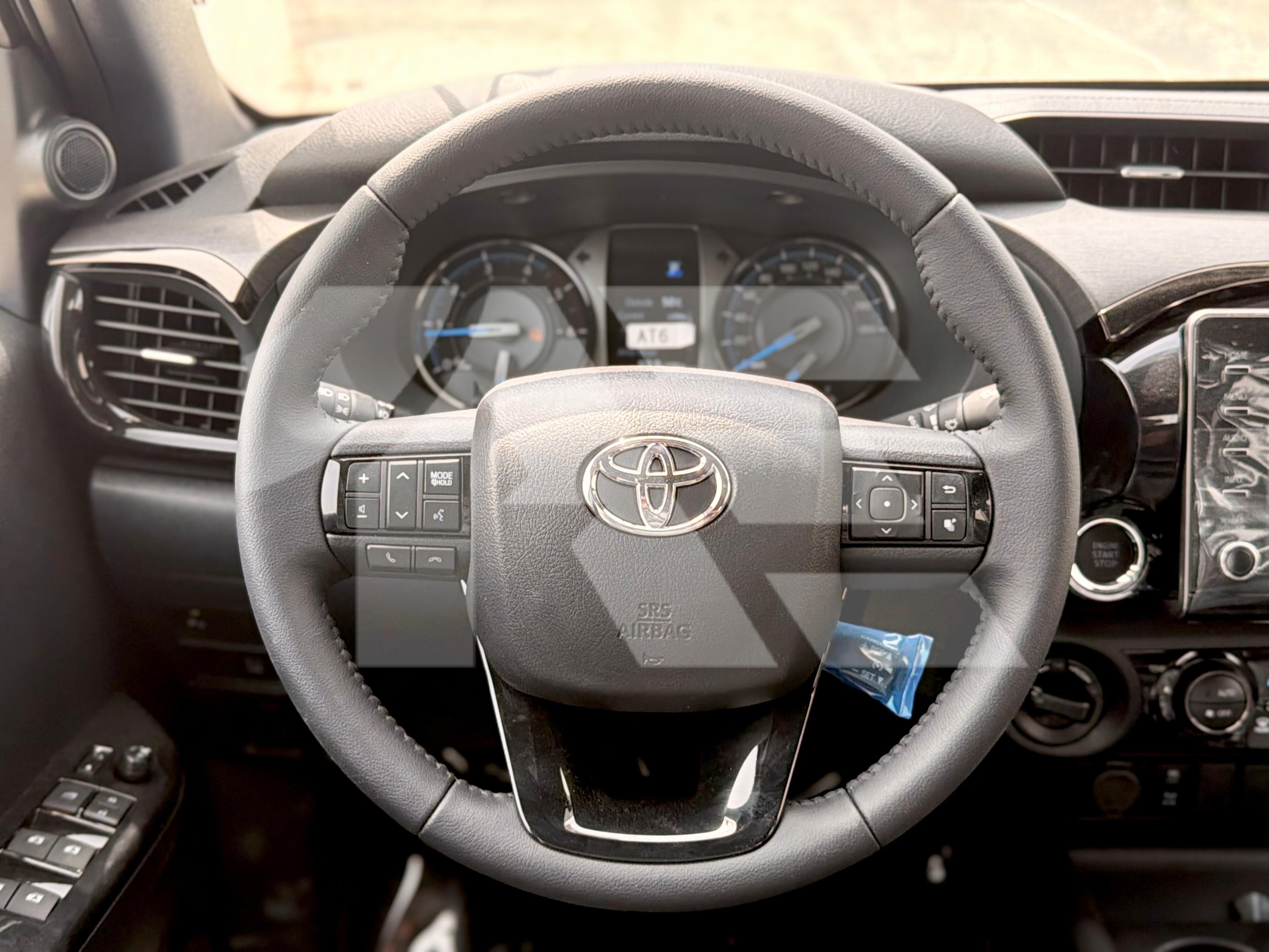 Toyota Hilux Adventure (Diesel) photo 22