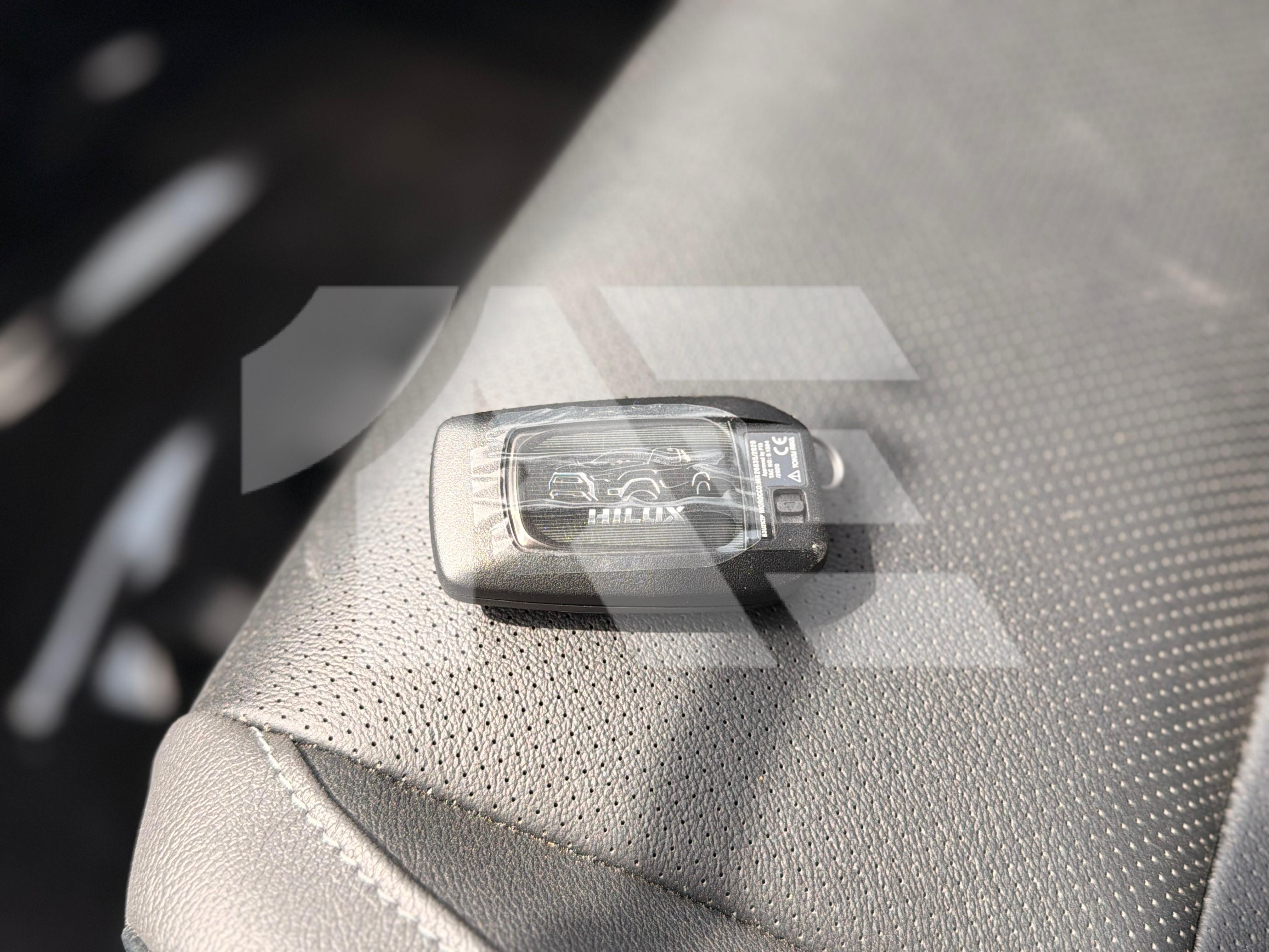 Toyota Hilux Adventure (Diesel) photo 23