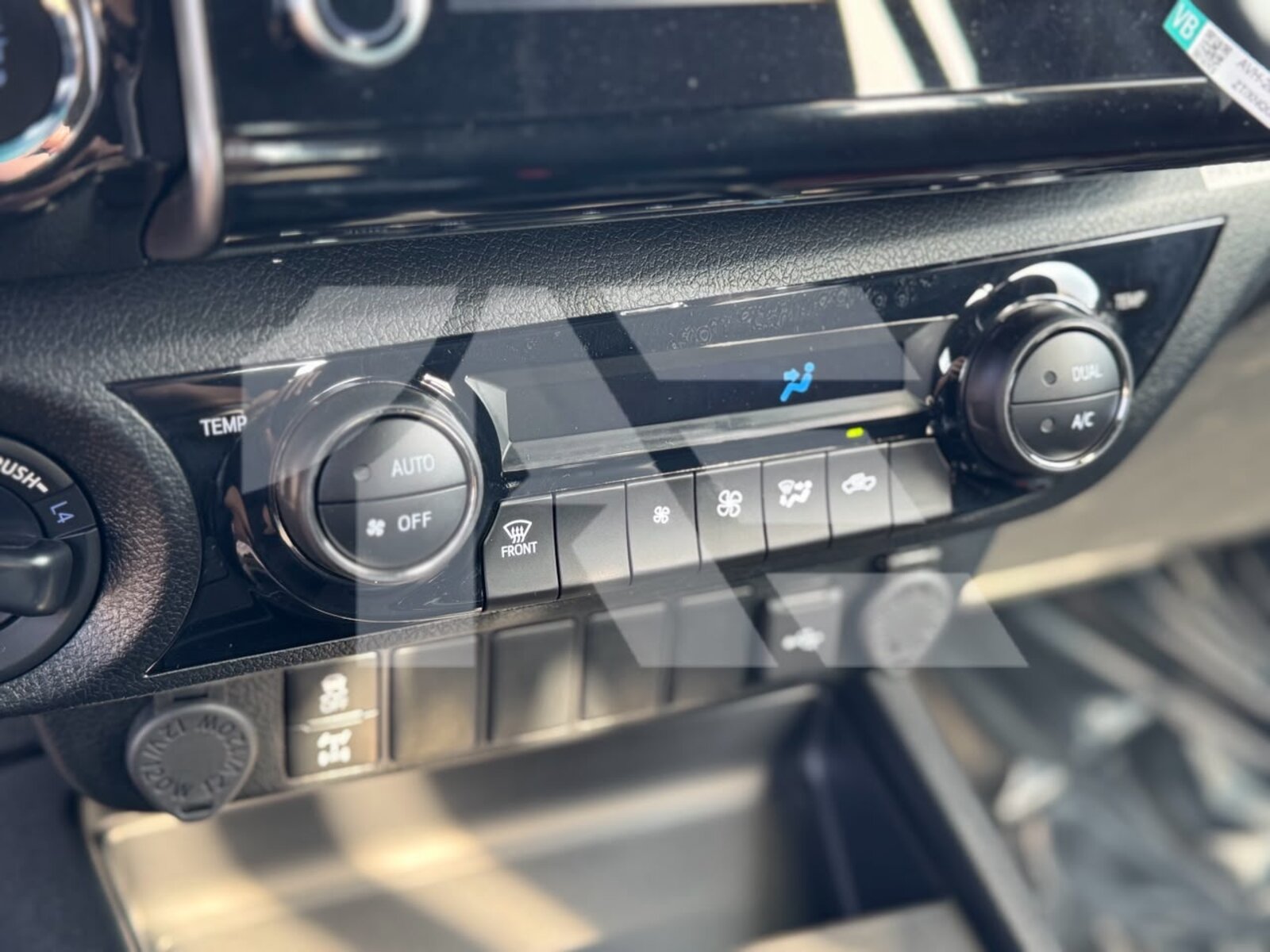 Toyota Hilux Adventure photo 30