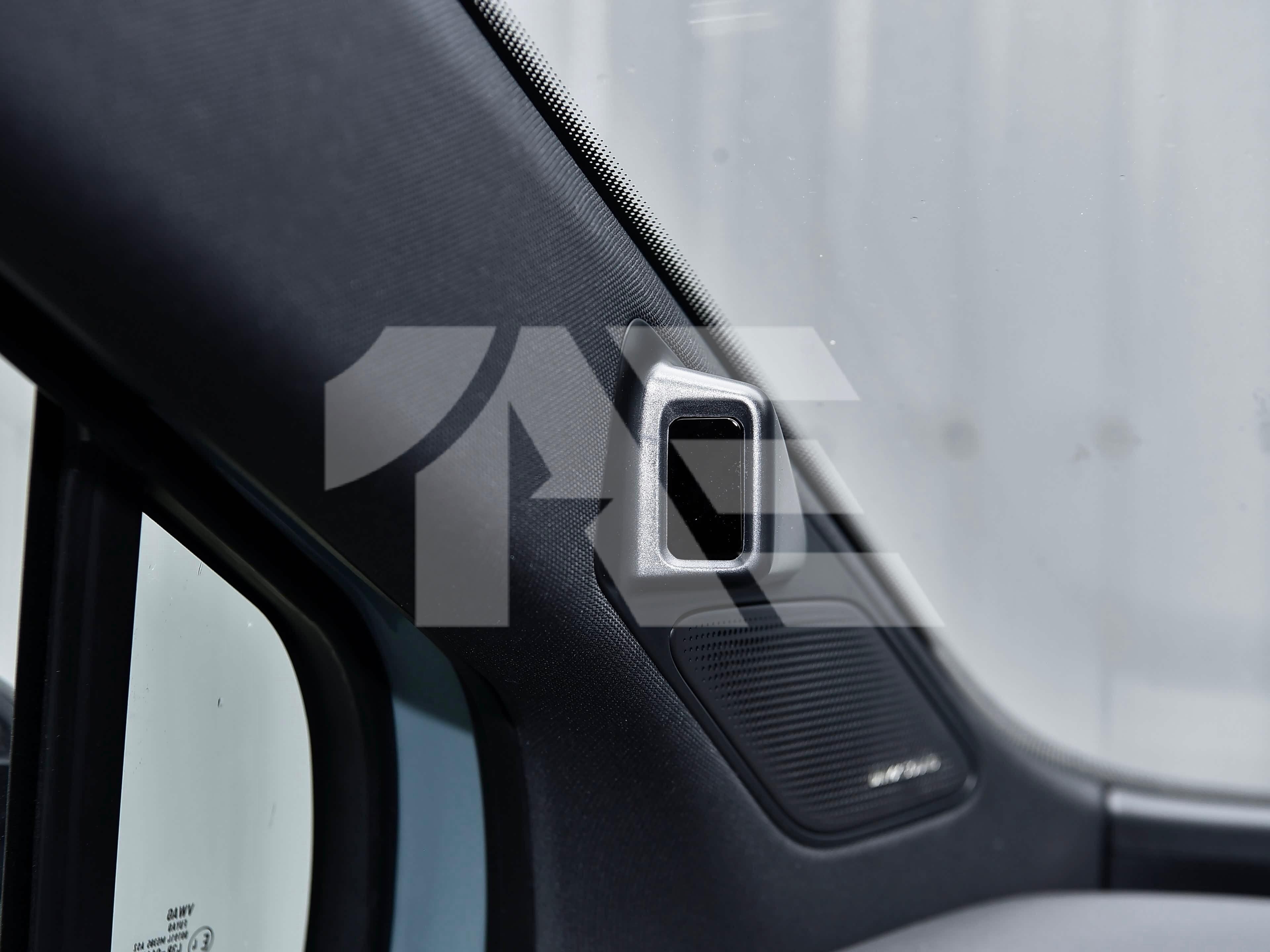 Volkswagen ID. Unyx photo 15