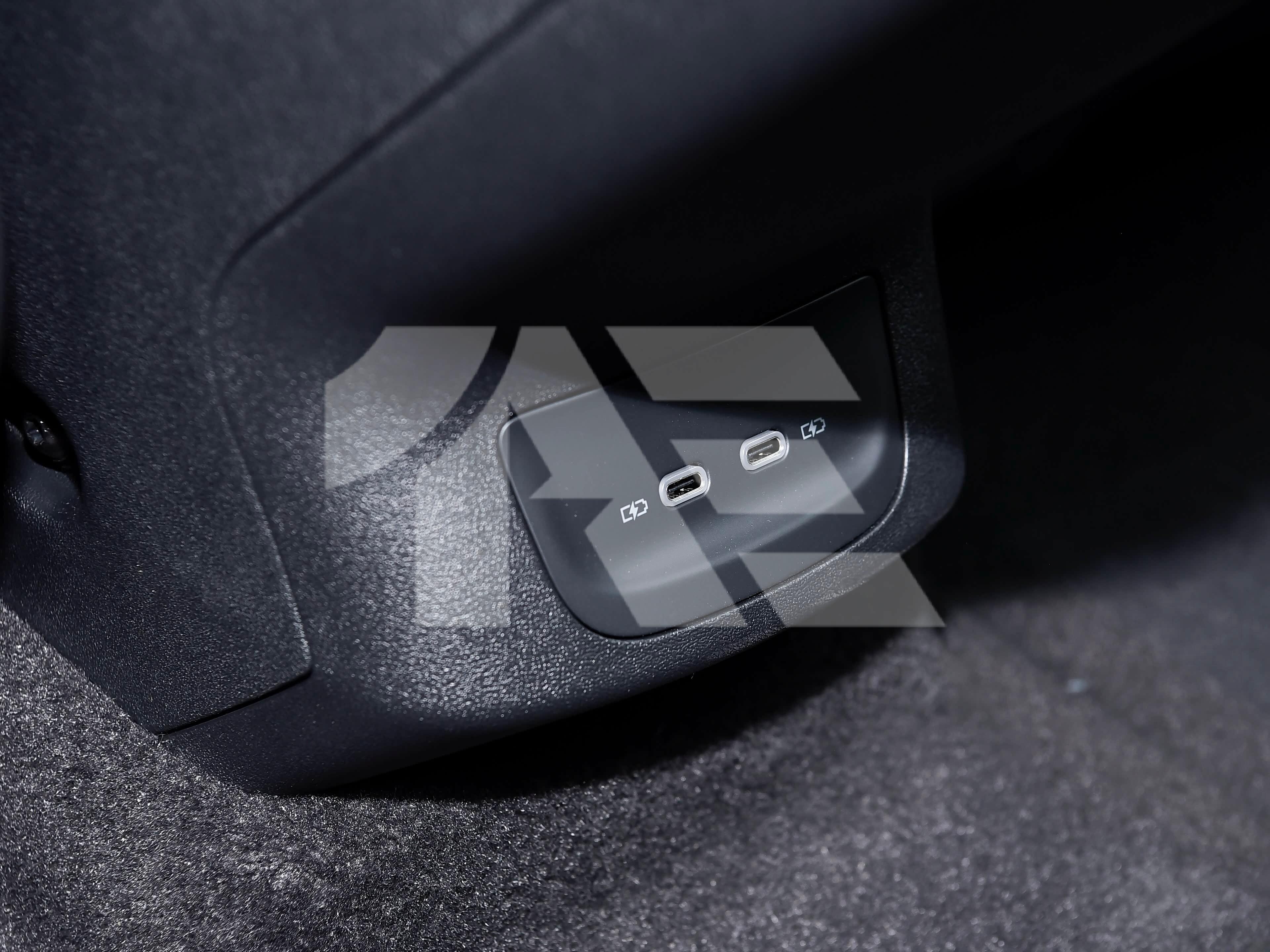 Volkswagen ID. Unyx photo 23