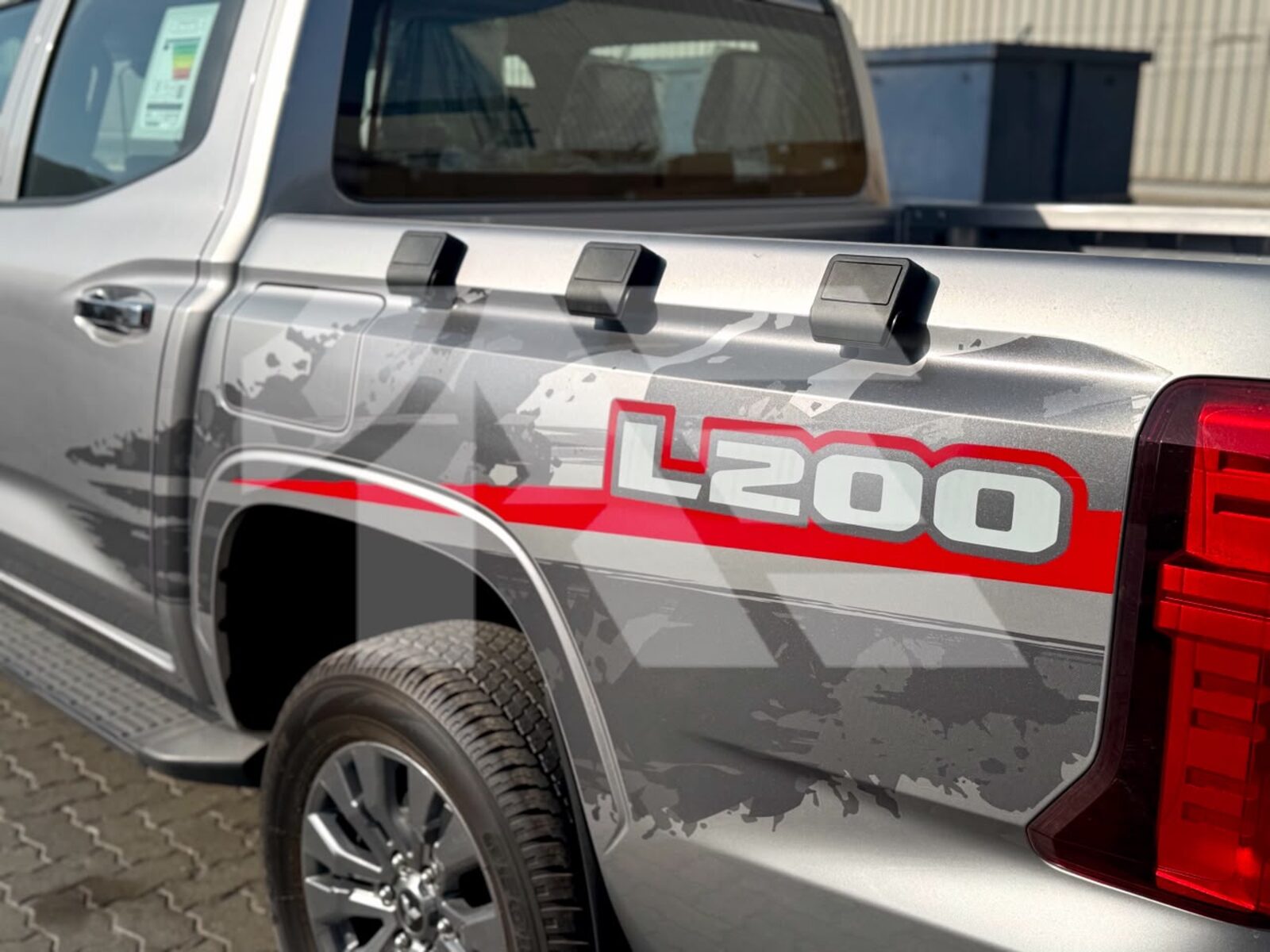 Mitsubishi L200 GLS photo 9