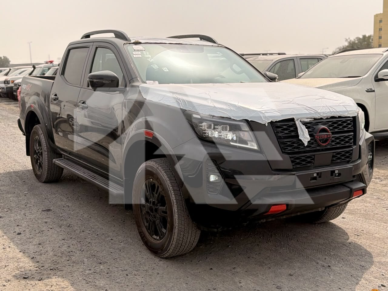 Nissan Navara PRO4X photo 3
