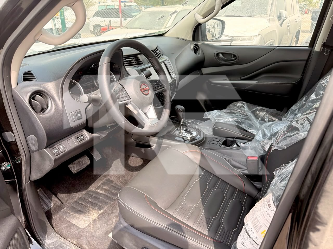 Nissan Navara PRO4X photo 16