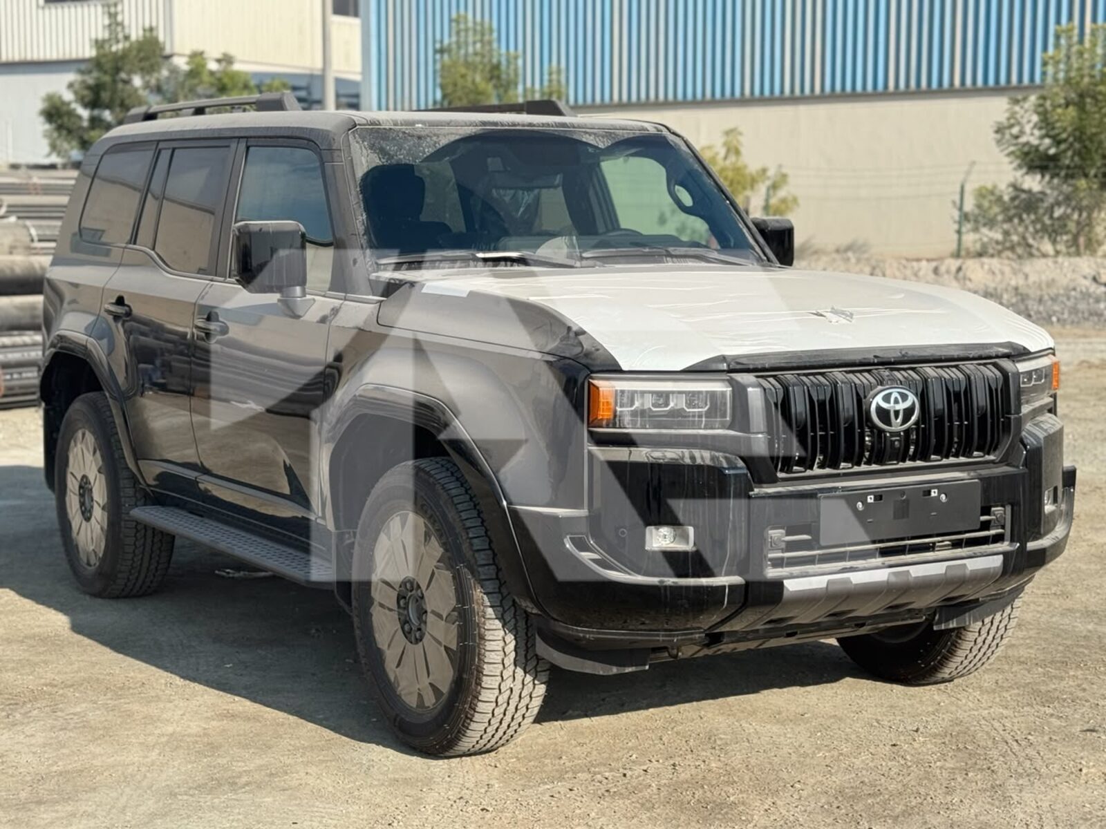 Toyota Land Cruiser Prado Premium photo 3