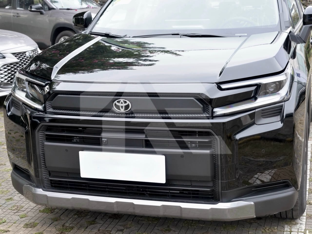 Toyota RAV4 Hybrid photo 9