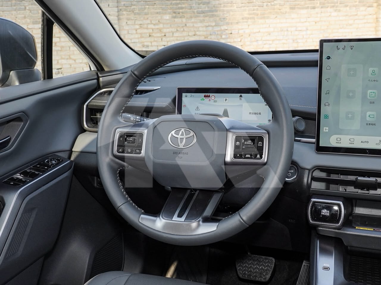 Toyota RAV4 Hybrid photo 16