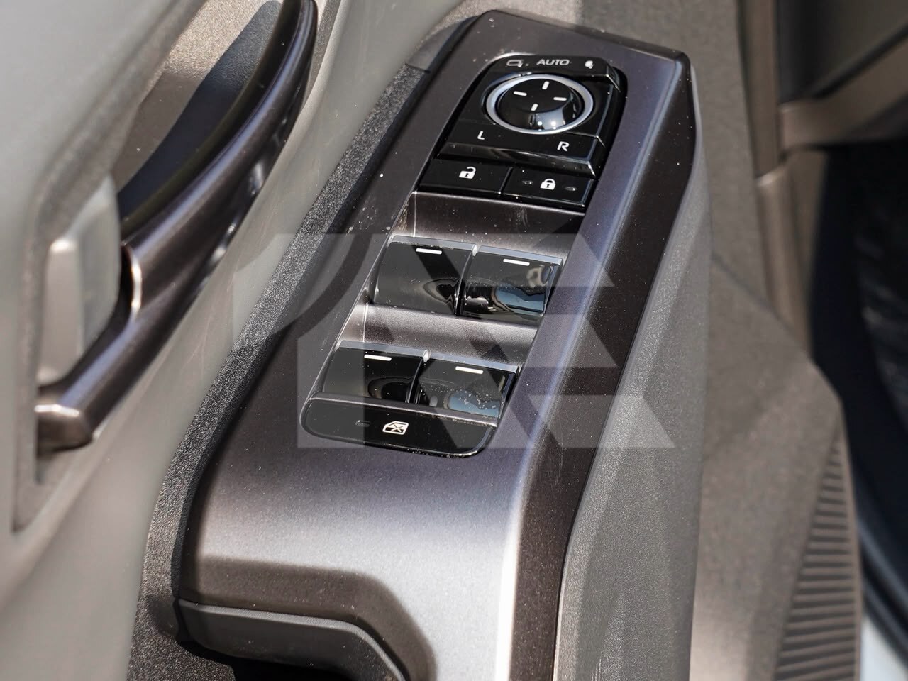 Toyota RAV4 Hybrid photo 21