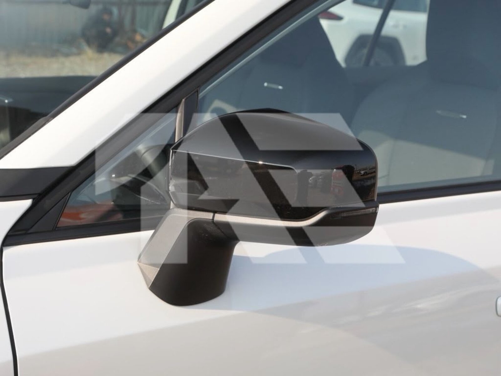 Toyota RAV4 Luxury photo 15